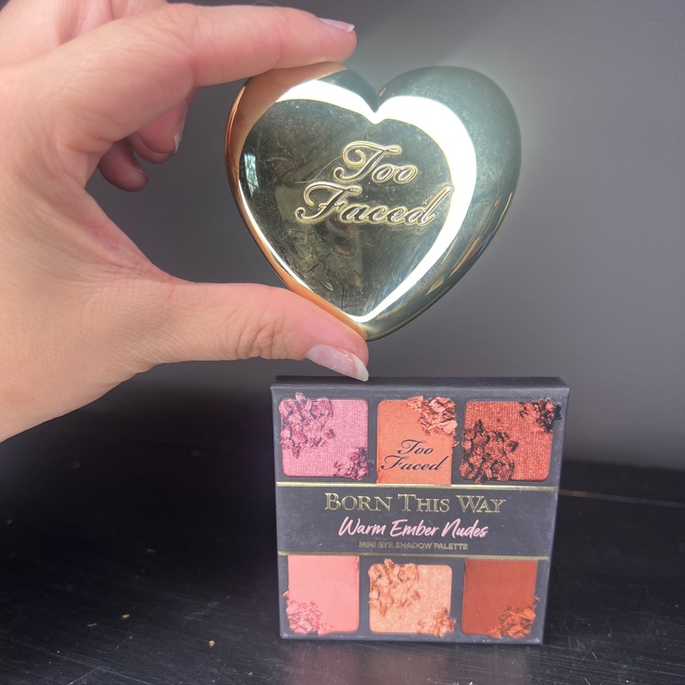 Too Faced Gold Heart Compact with Warm Ember Nudes Palette